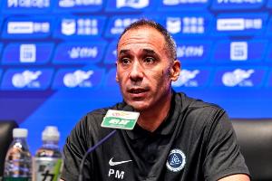 新鹏城主帅：两个丢球不应该出现 不明白韦斯利进球为何被判无效