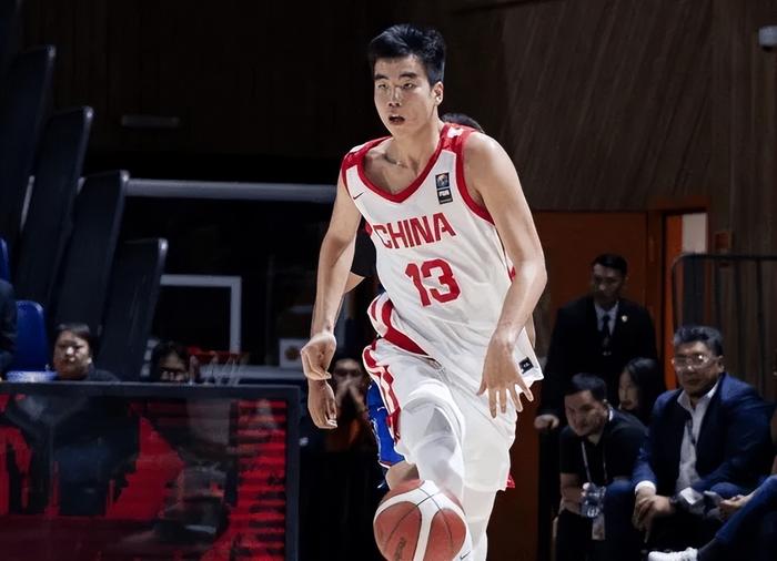 开云体育app-U16大胜新西兰晋级决赛！4人上双，陈昱休稳组织，攻守表现真行