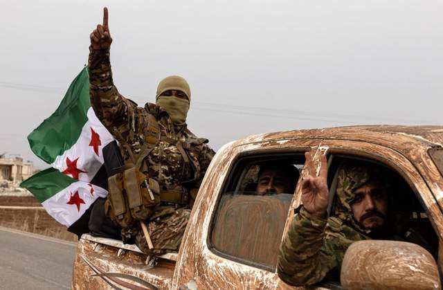 开云体育入口-库尔德兵败如山倒，比阿萨德输得还快，朱拉尼此人很不简单